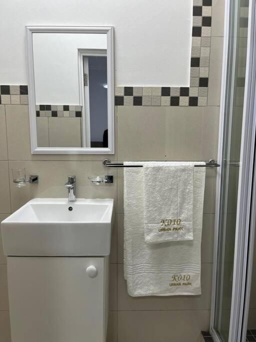 K010 Urban Park, Umhlanga Ridge, 1 Bedroom Apartment *